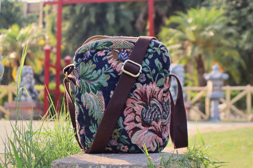 [Navy Floral]