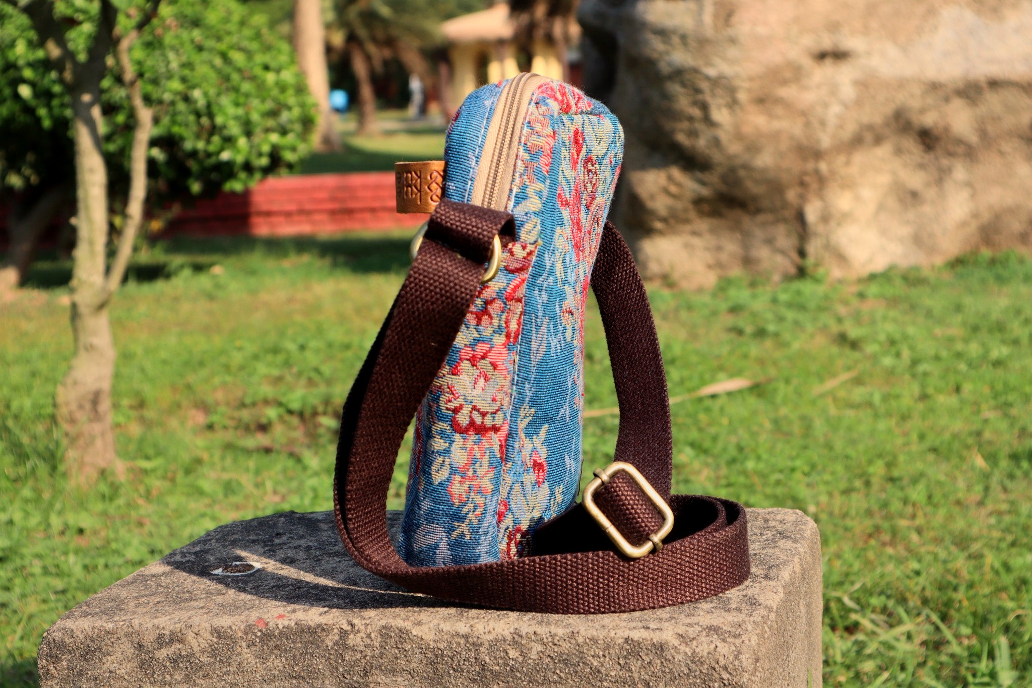 [Light Blue Floral]