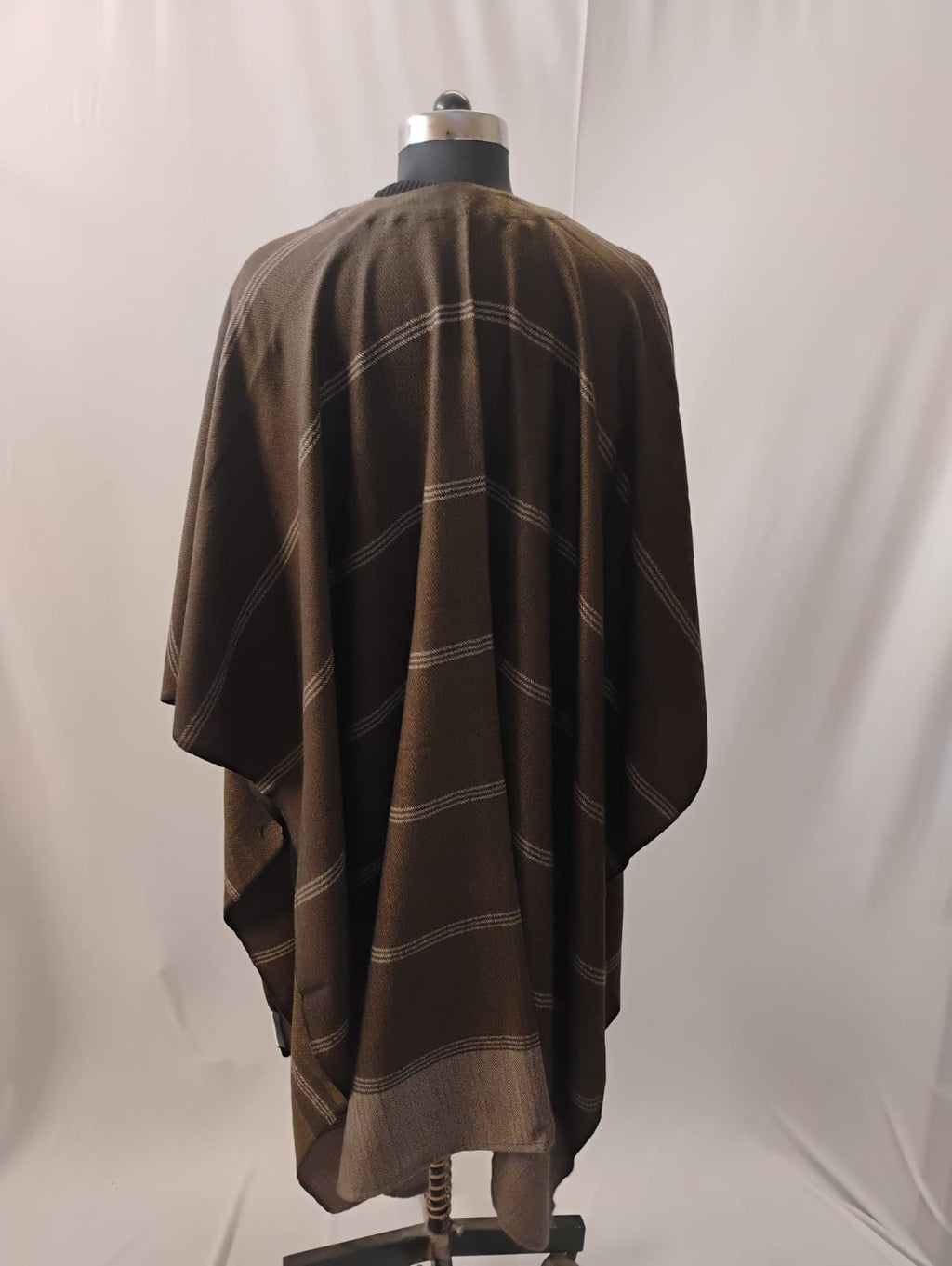 Brown Pocket with White Line Cape